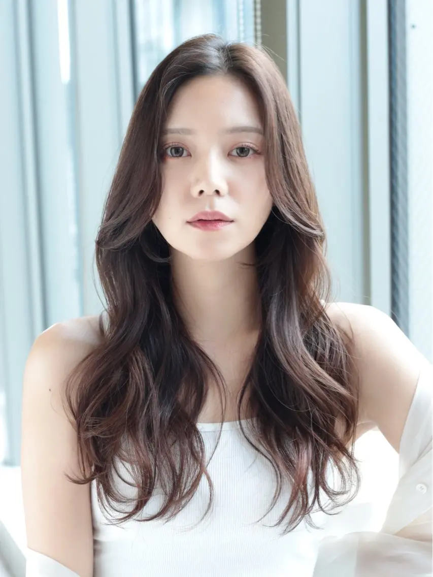 ロング カラー くびれヘア レイヤーカット カット ヘアカラー トリートメント レイヤー/顔周り /透明感🩶高橋大のヘアスタイル