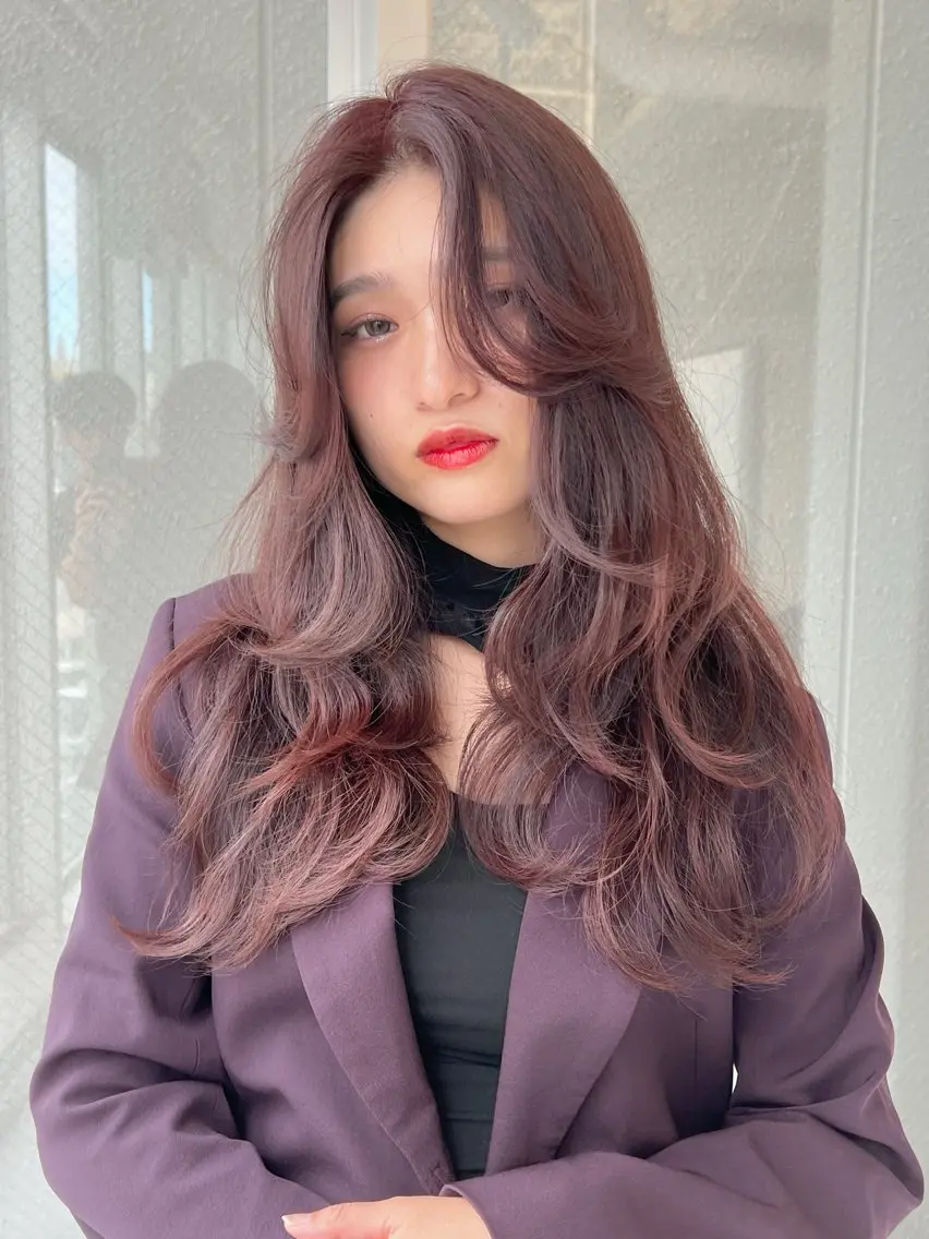 セミロング カラー ベージュカラー ピンクカラー ピンクベージュ くびれヘア レイヤーカット カット ヘアカラー トリートメント ボブ・レイヤーカット 吉敷航一のヘアスタイル