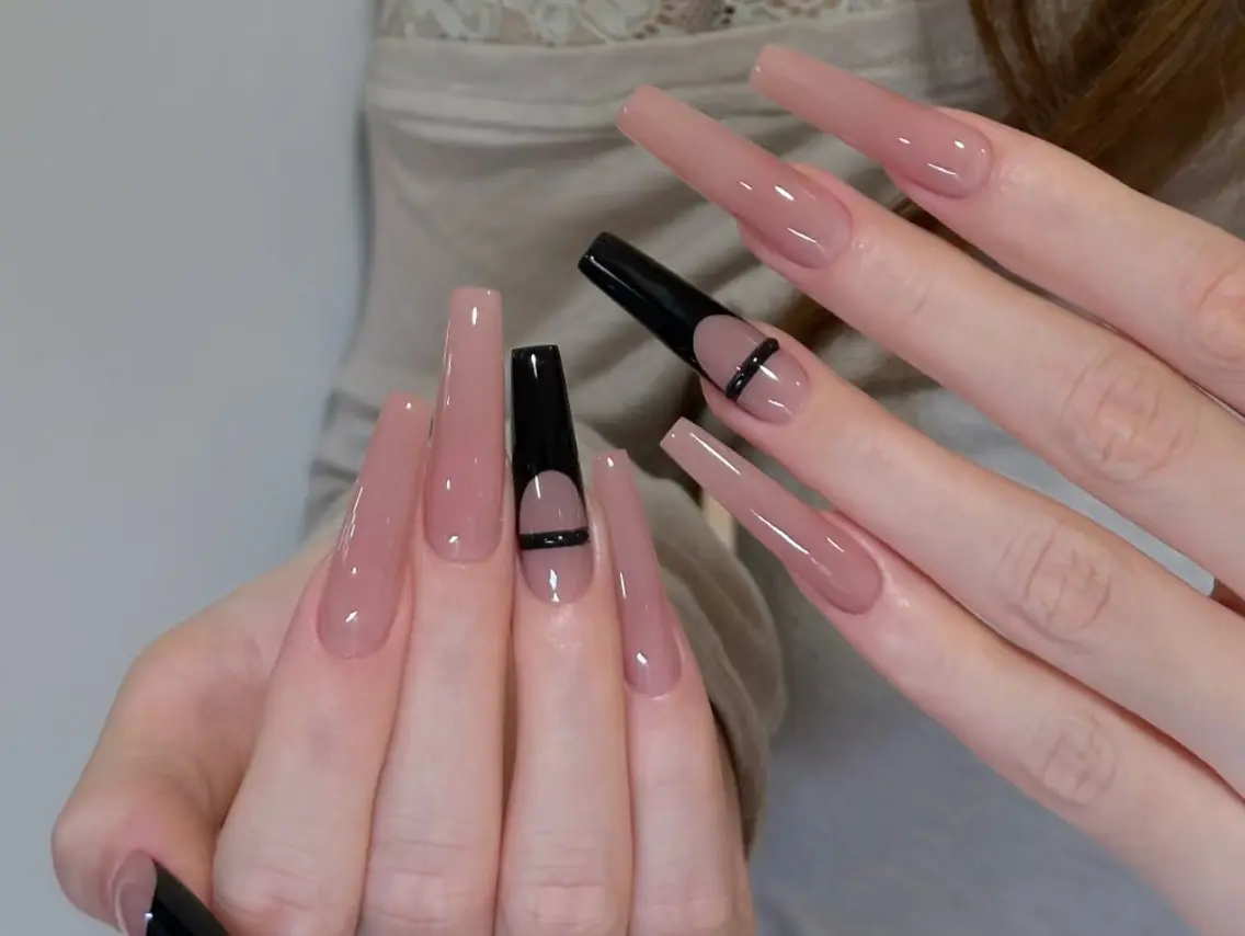 ネイル ハンドネイル 🍑 momo_nailのネイルデザイン