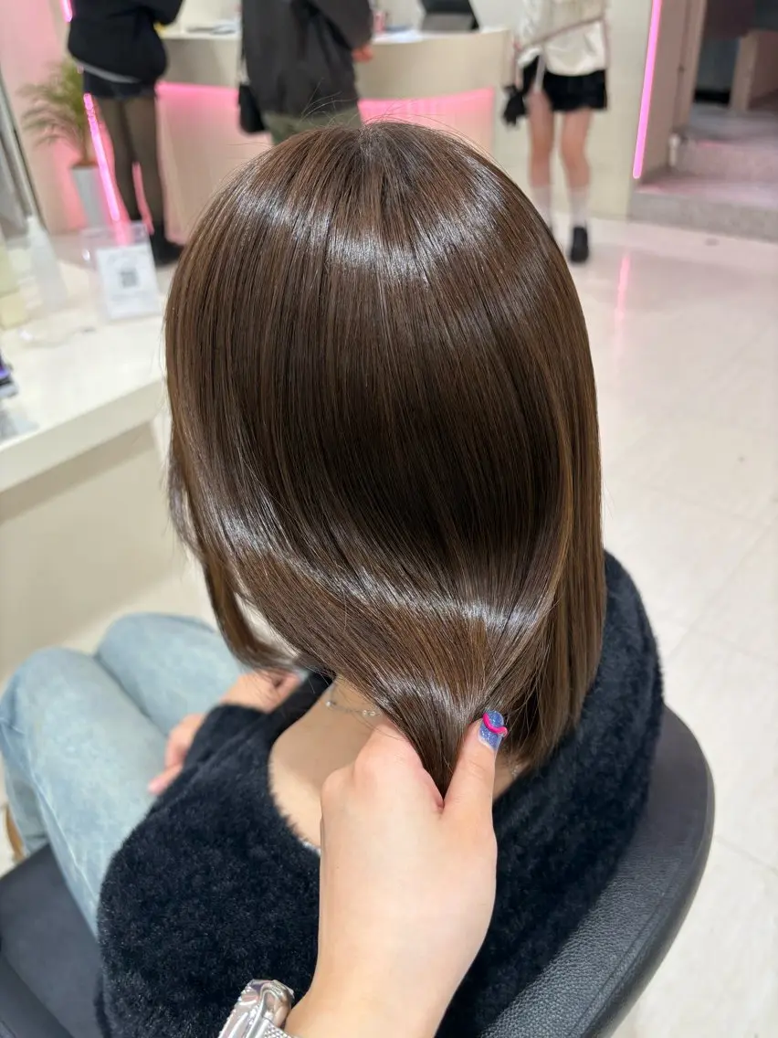 ミディアム カラー ヘアアレンジ ヘアカラー トリートメント 💟RINNA 艶カラー💟のヘアスタイル