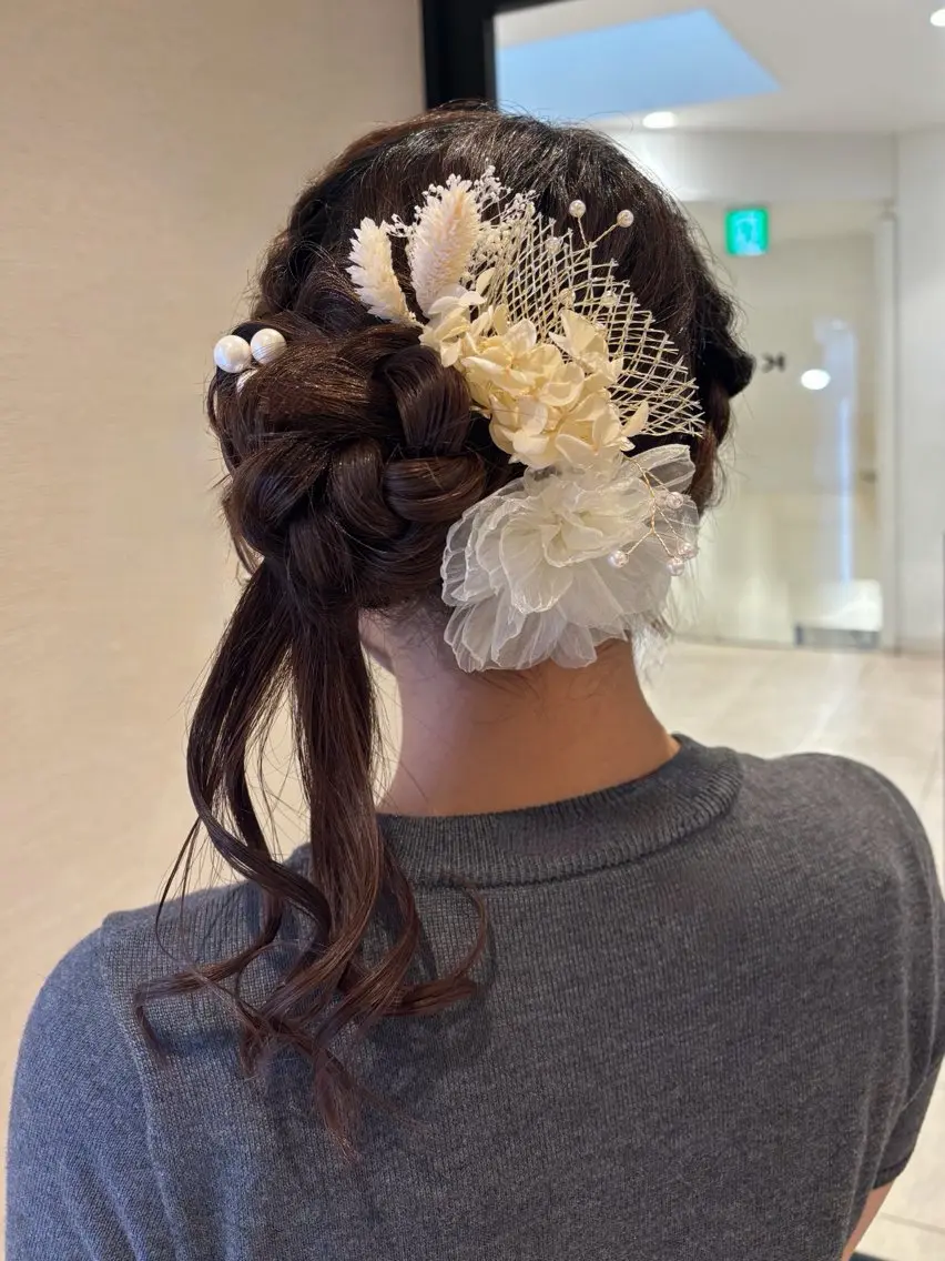 ヘアアレンジ ヘアセット ブリーチカラー/ ヘアセット/エクステのヘアスタイル