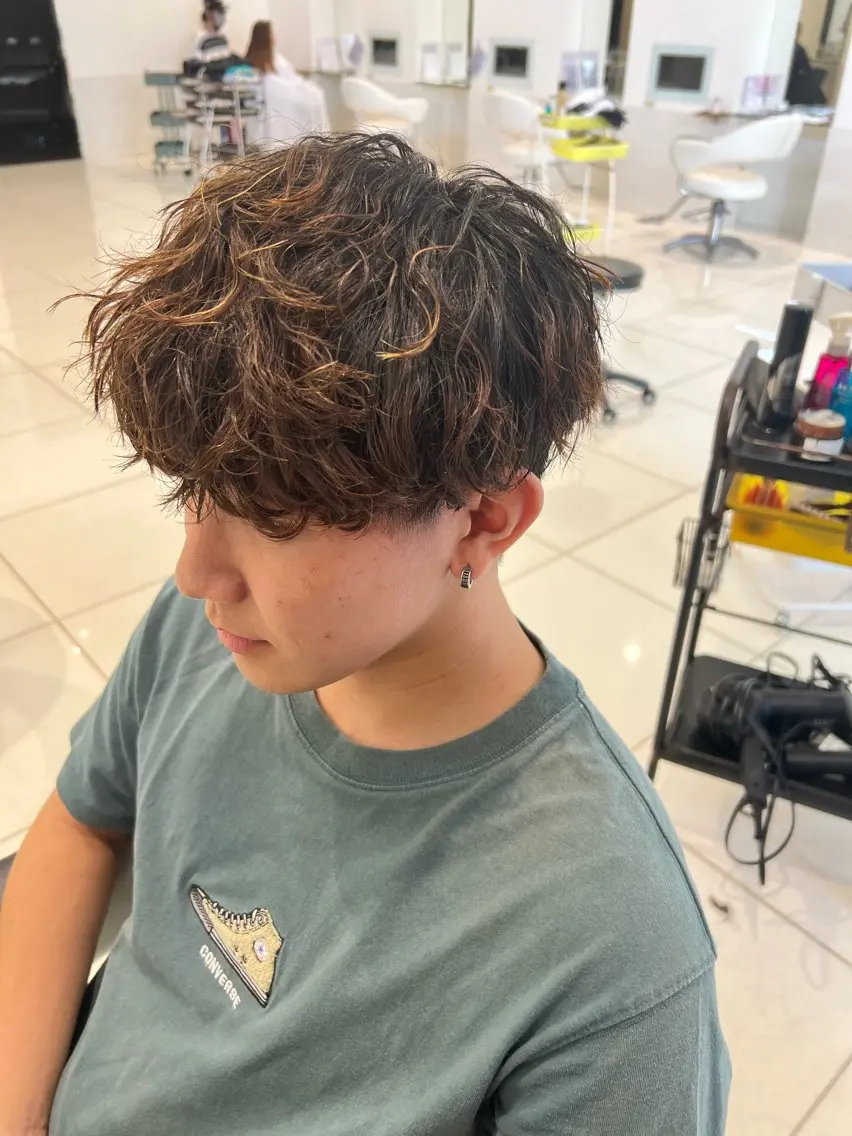ショート パーマ メンズ マッシュ カット ヘアカラー トリートメント Oops旧TABOO 早野太郎のヘアスタイル