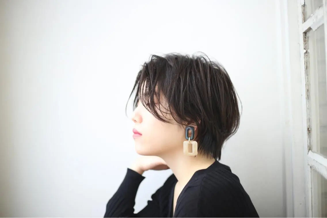 ショート ボブレイヤー ボブ レイヤーカット ショートヘア 三好 智のヘアスタイル