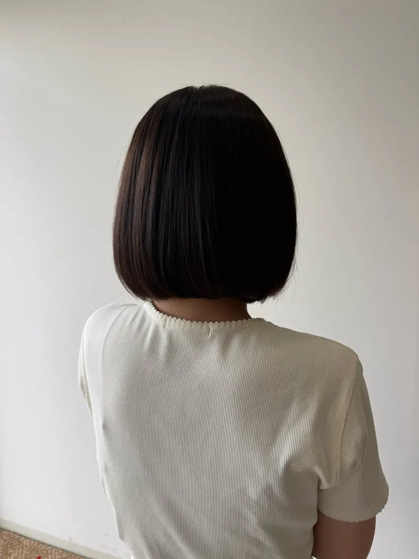 ミディアム 安田 里奈のヘアスタイル