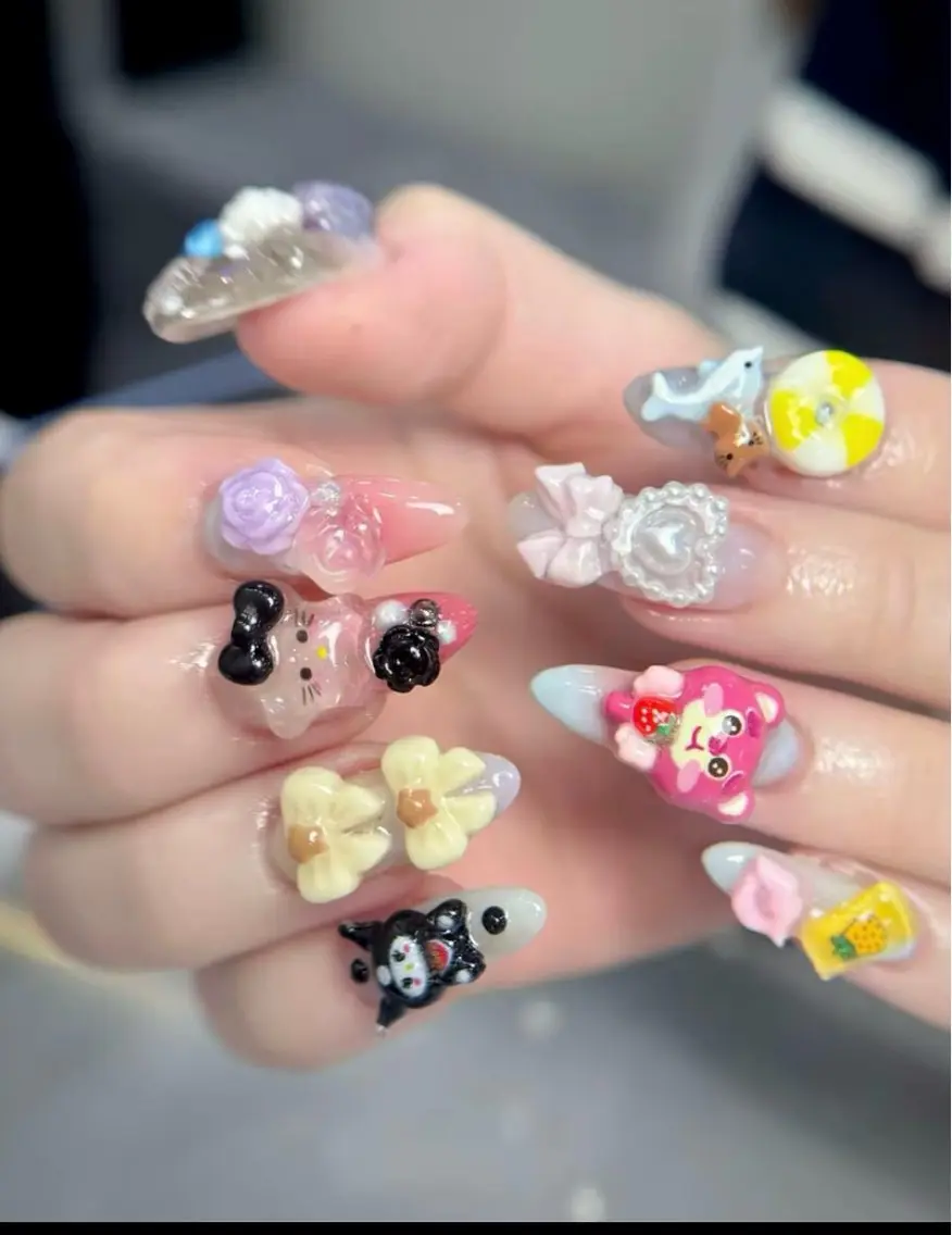 ネイル オーロラネイル ブルー チークネイル 長さ出し フットネイル ハンドネイル Kaki ちゃんのネイルデザイン