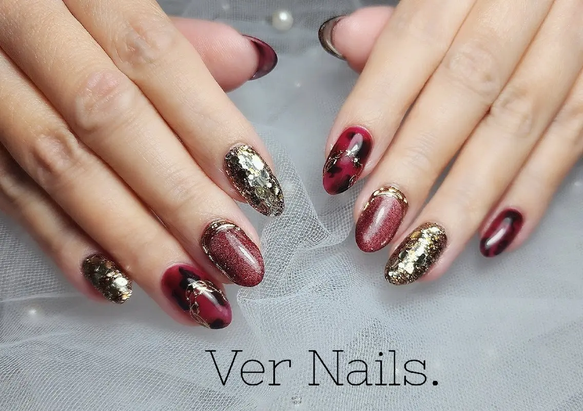 ネイル べっ甲ネイル ラメ(グリッター) 赤色 ハンドネイル Ver Nails.のその他イメージ