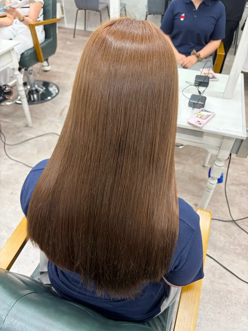 ロング カラー ヘアカラー ☘️上村 ☘️髪質 改善/透明感カラーのヘアスタイル