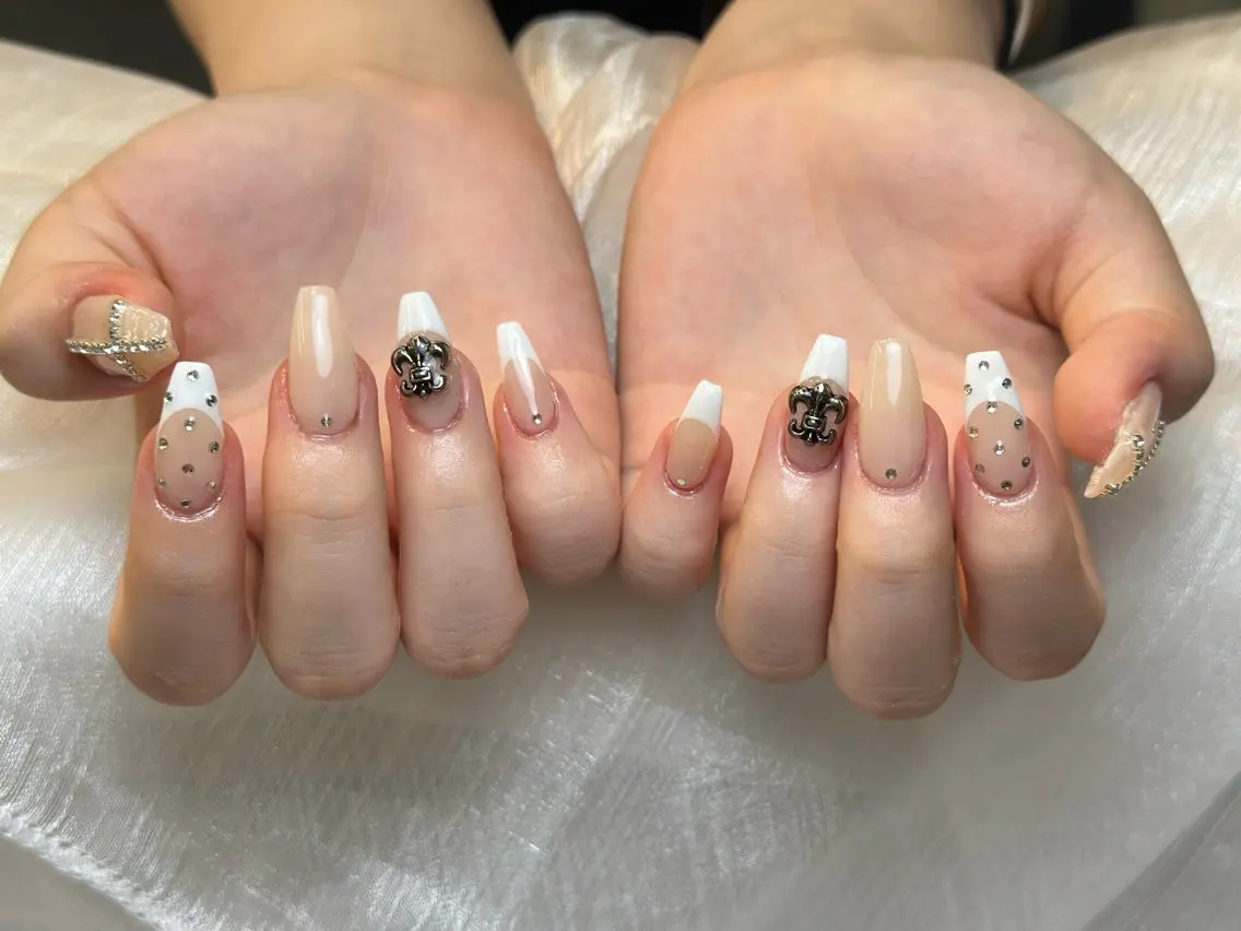 ネイル アートネイル ジェルネイル マグネットネイル ハンドネイル JennNail_ マオのネイルデザイン