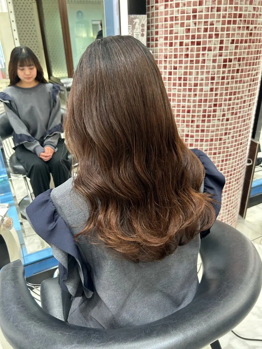 セミロング パーマ カット パーマ 韓国っぽ透け感カラー マンツーマン🫧なおのヘアスタイル