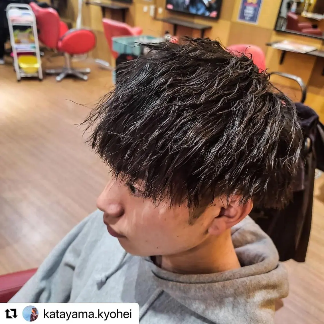 ミディアム カラー メンズ ミディアムパーマ メンズパーマ メンズツイストパーマ ツイストパーマ 🩷Eny terrace🩷のヘアスタイル