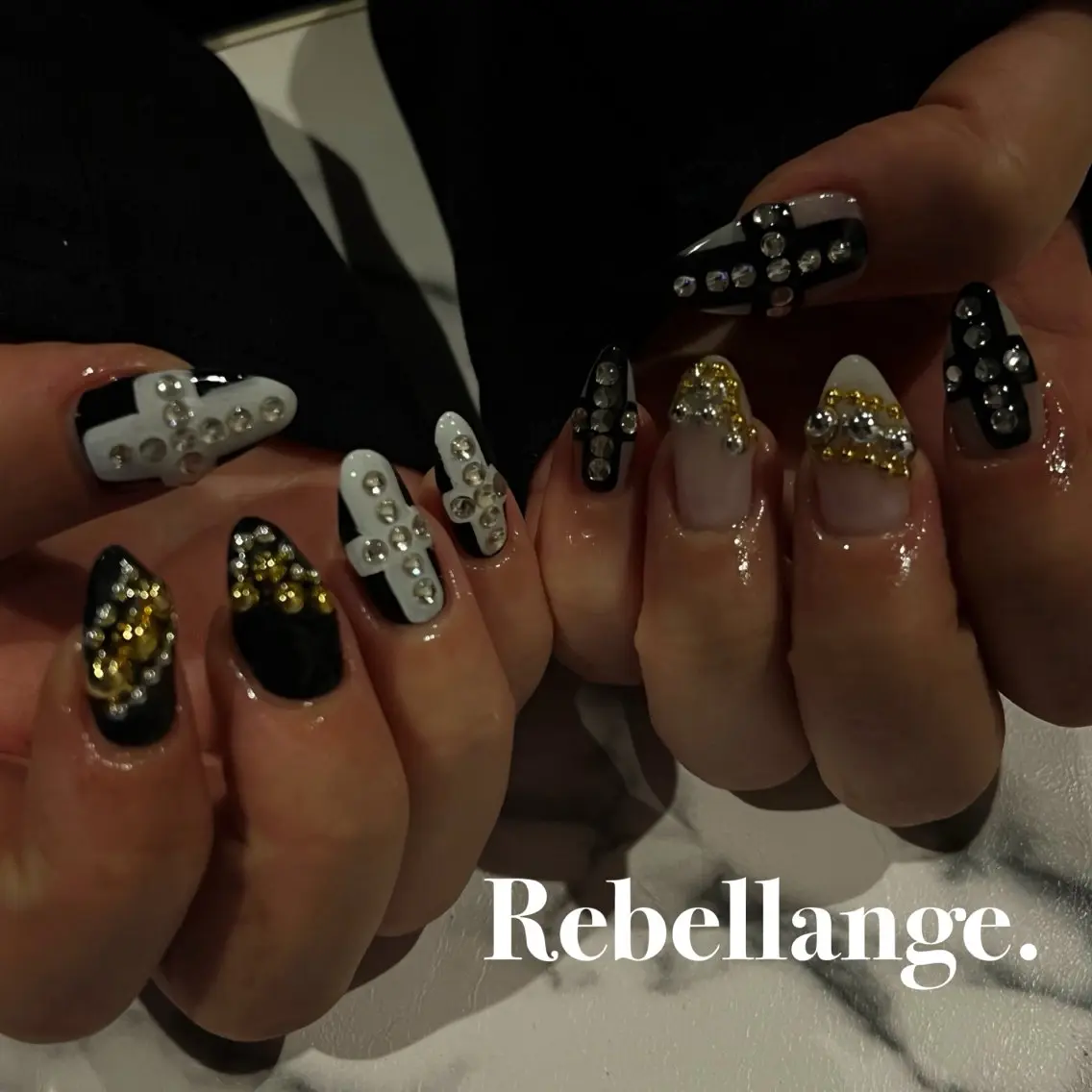 ネイル ハンドネイル Rebellange n.のネイルデザイン
