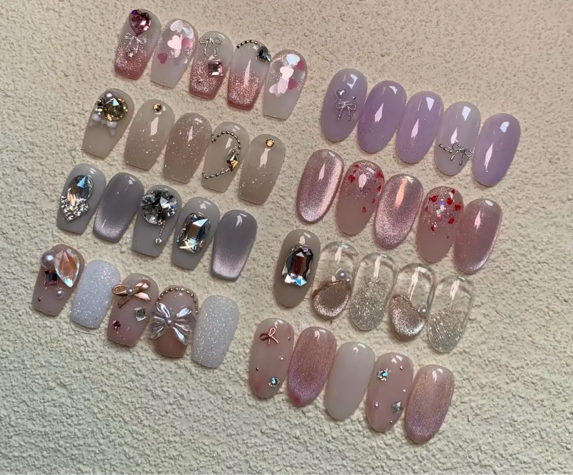 ネイル ガーリー ハート キラキラネイル 韓国ネイル ラメ(グリッター) ハンドネイル Yoxie Nailのネイルデザイン