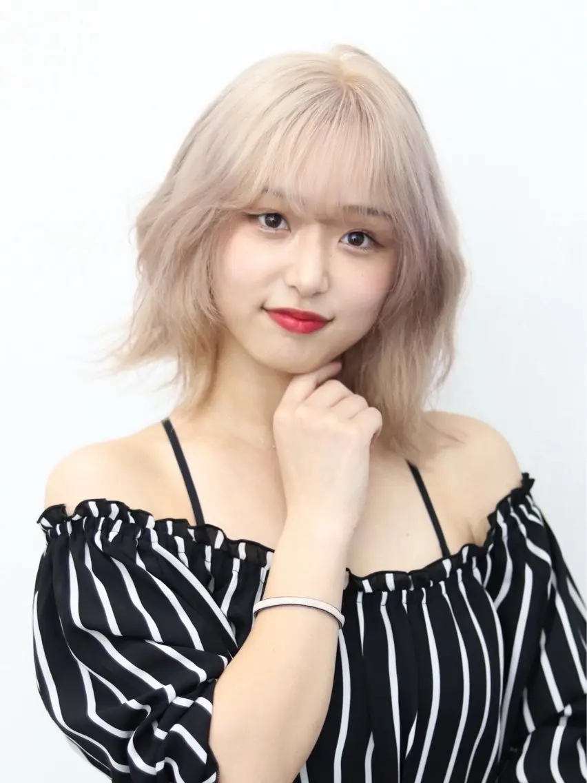 ブリーチ毛のみ毛先3cmまで！リタッチ+カラーの写真
