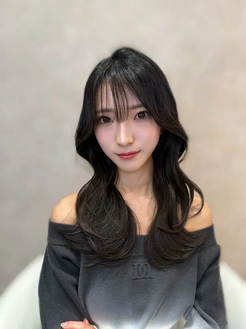 セミロング セミロングパーマ 顔周りカット タンバルモリ ヨシンモリ 韓国風ヘア カット ヘアカラー 韓国ヘア/レイヤー/ 前髪/髪質改善/石川のヘアスタイル