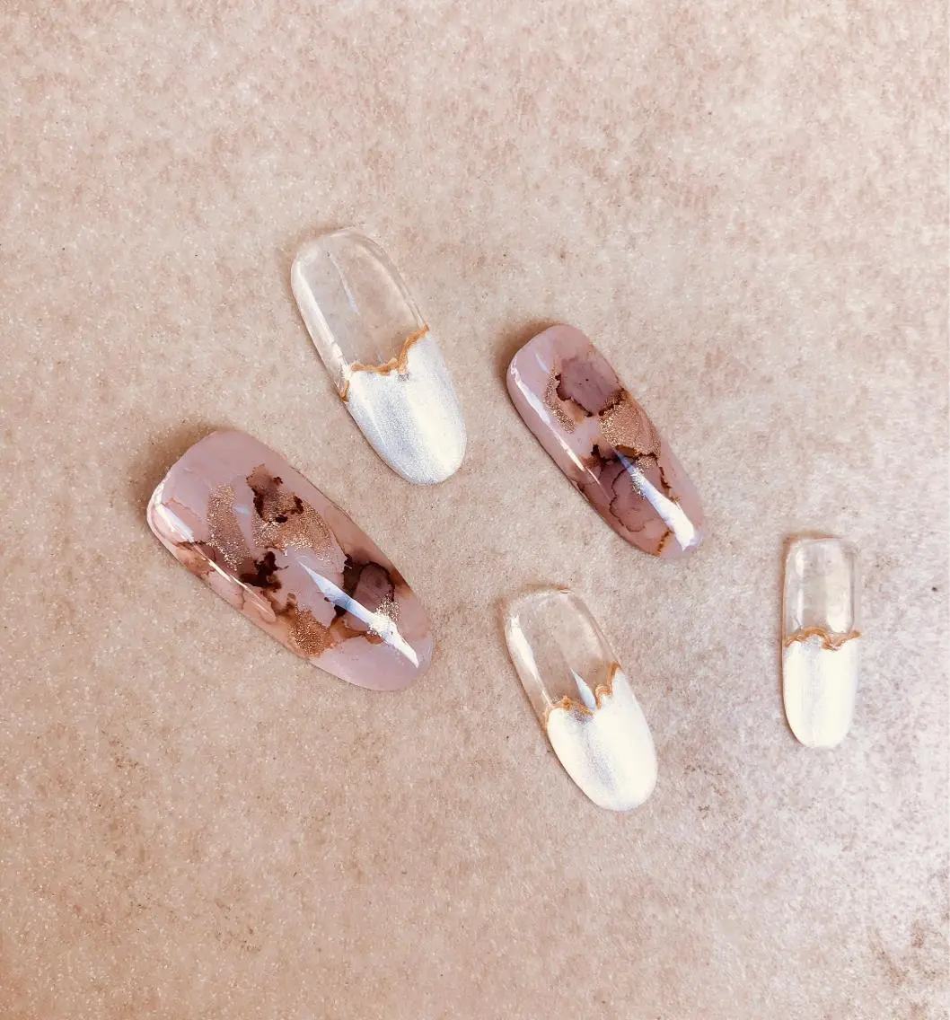 ネイル ニュアンスネイル ハンドケア nail salon Farbe〜ファルべのネイルデザイン
