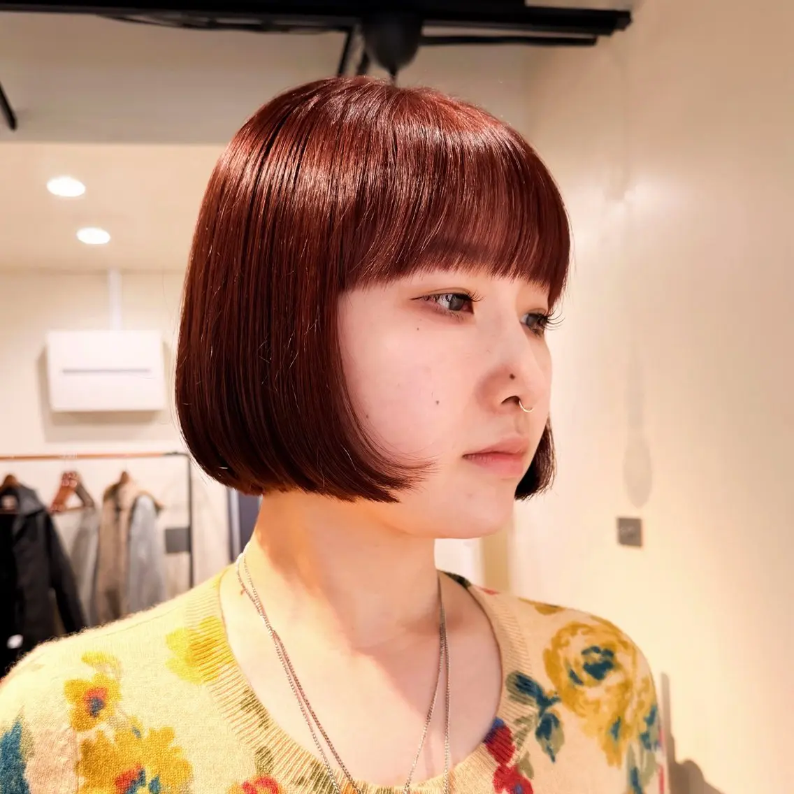 ショート カラー ブリーチ ボルドーカラー ブリーチなしカラー ボブ カット ヘアカラー トリートメント 板谷みさき /似合わせBobのヘアスタイル