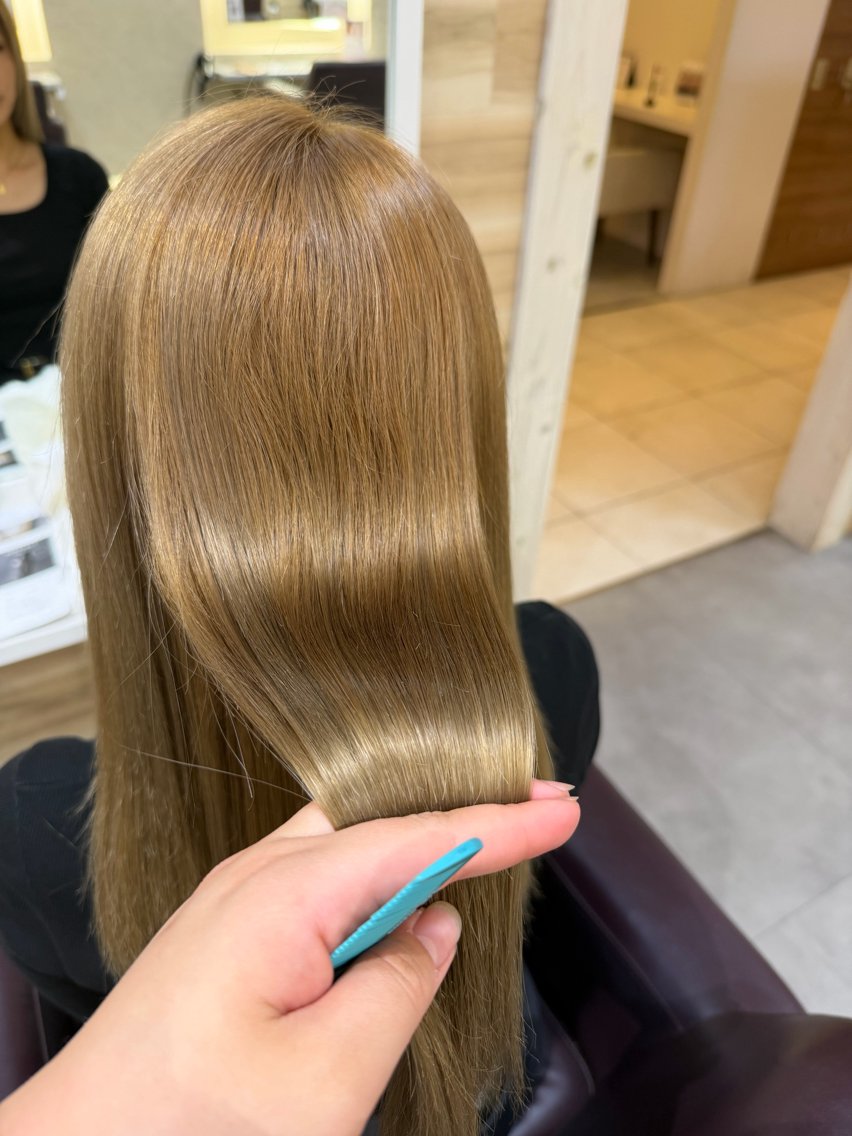 ミディアム カラー ベージュカラー ヘアカラー YUI 💗˖⁺のヘアスタイル