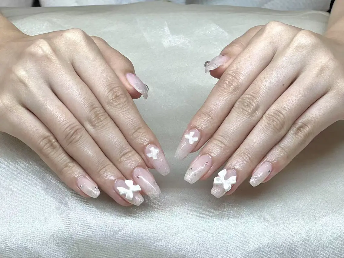 ネイル ハンドネイル CHERIR Emiのネイルデザイン