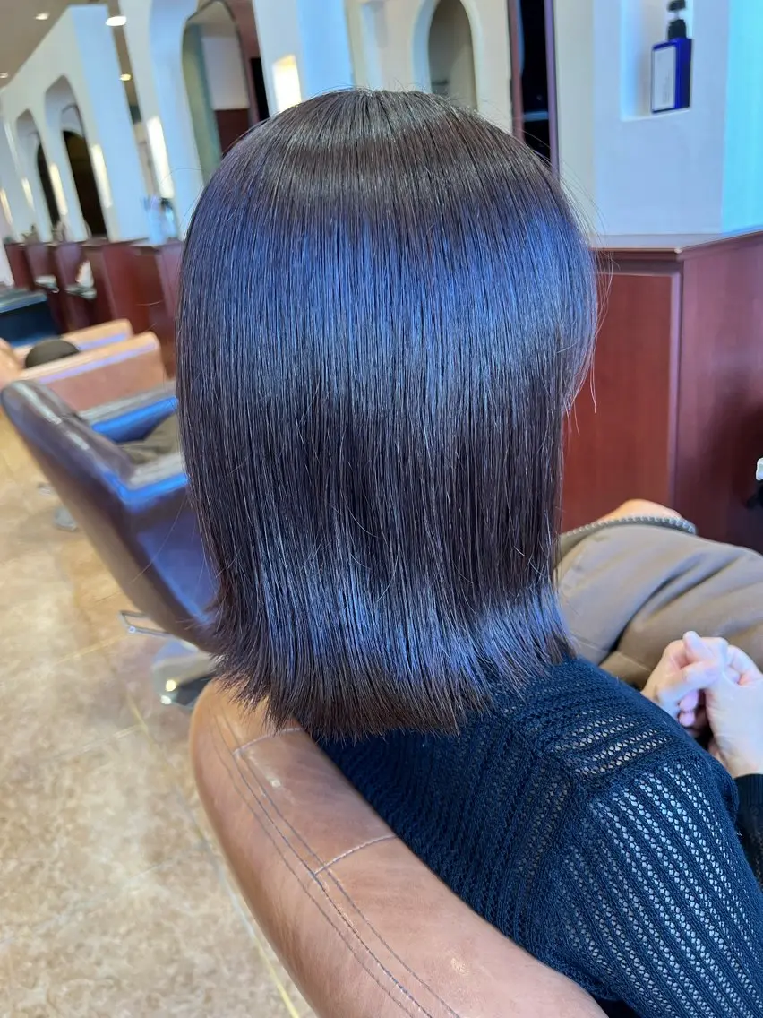 ミディアム カット ヘアカラー 加藤 絵美のヘアスタイル