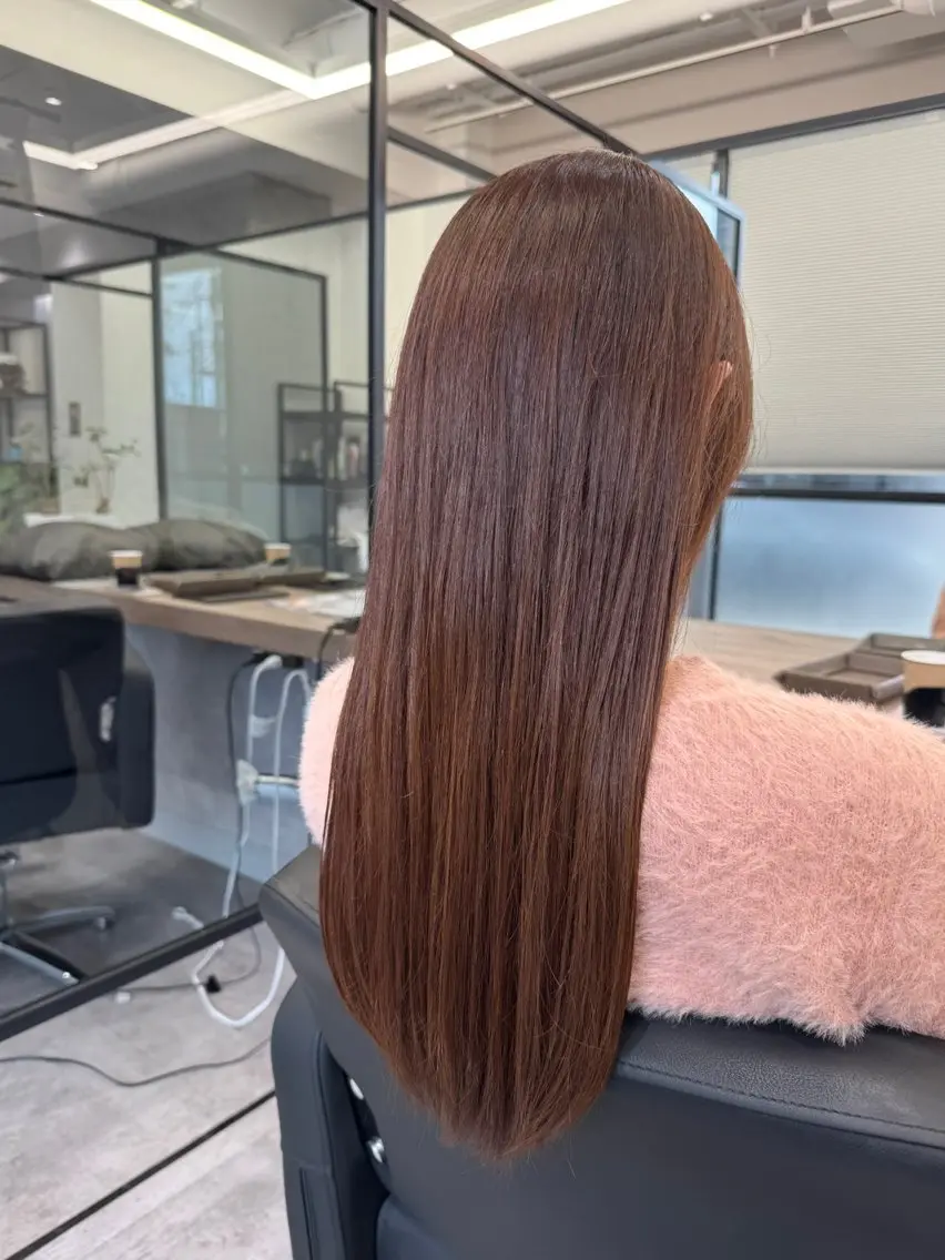 ロング ピンクブラウン カット ヘアカラー 高橋 廉人のヘアスタイル