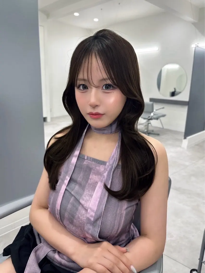 ロング ヘアカラー YOSHINO AIKOのヘアスタイル