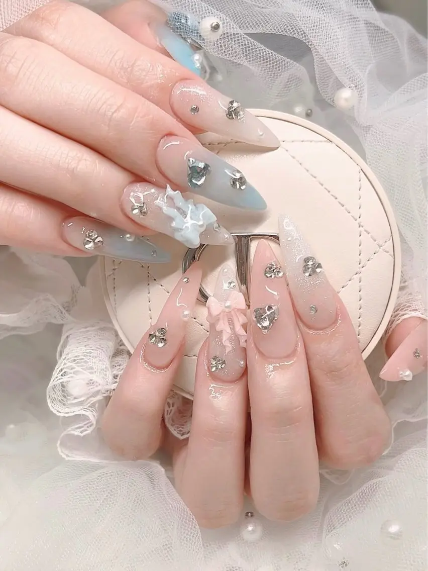 ネイル ハンドネイル toyvenail 🎀konomiのネイルデザイン