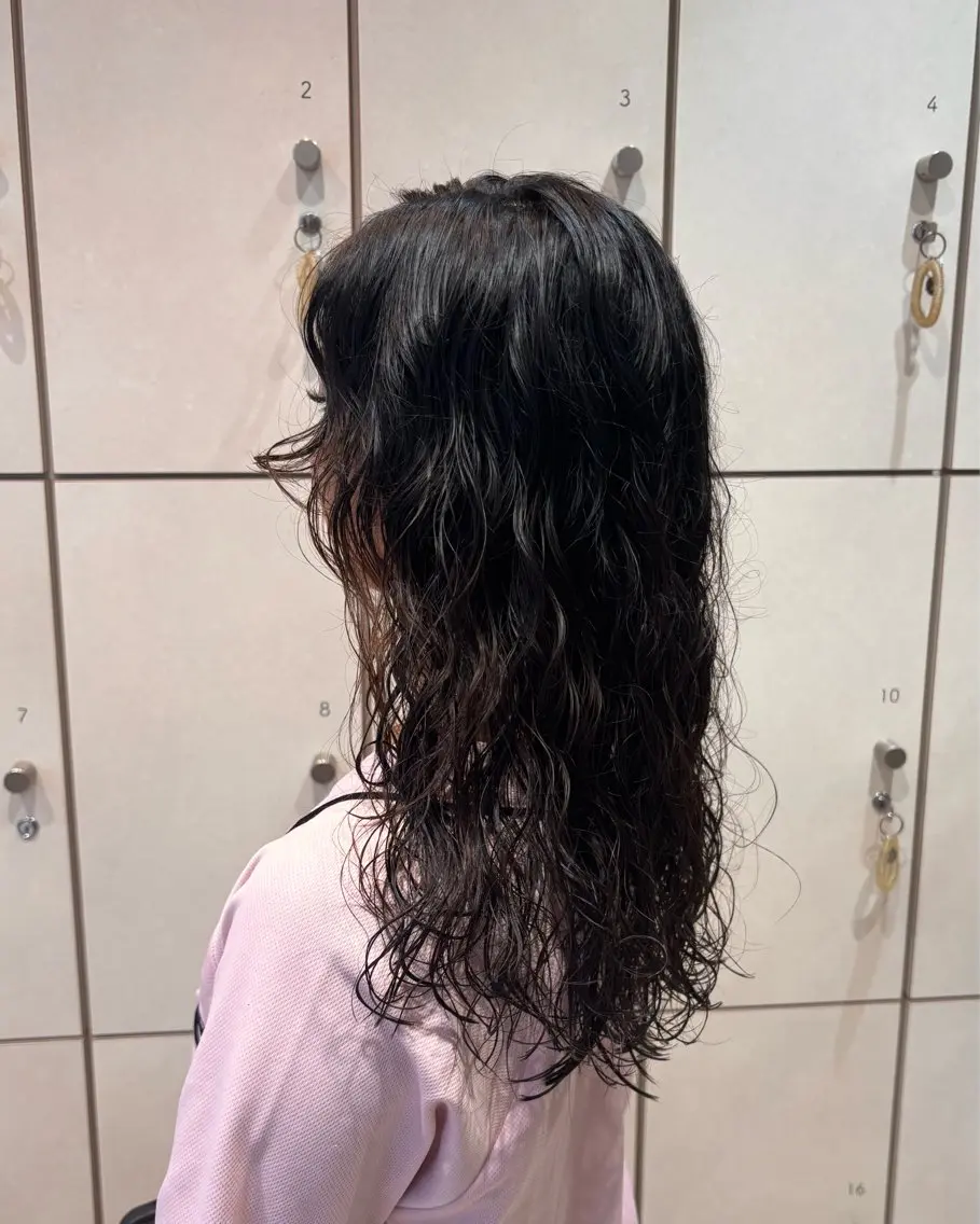 セミロング セミロングパーマ レイヤーカット ローレイヤー ボブ/ショート/金田 夏葵のヘアスタイル