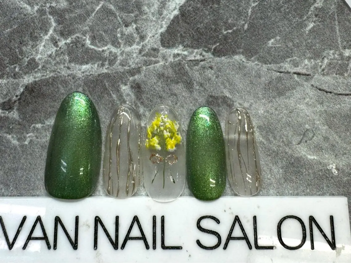 ネイル ハンドネイル Van Nail Salonのネイルデザイン