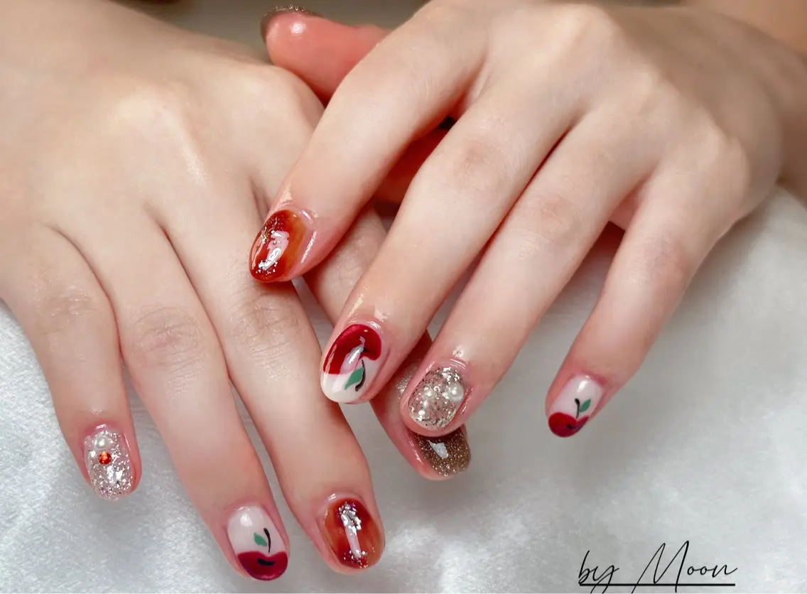 ネイル Moon Nailsのネイルデザイン