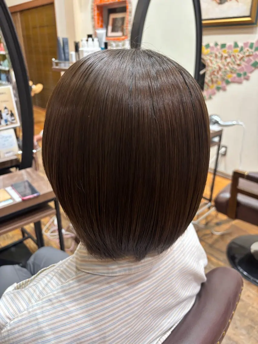 ショート カラー ワンカラー/ブリーチ /ストレート友駕🤎のヘアスタイル
