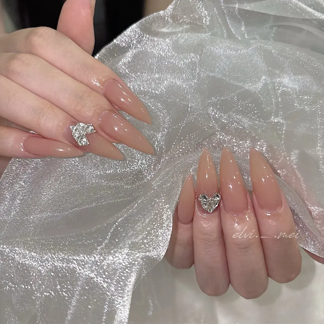 ネイル ハンドネイル SALON ELVI |Meiのネイルデザイン
