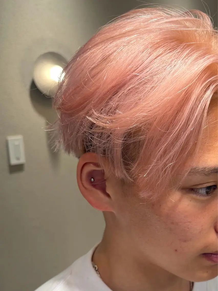 メンズ メンズハイトーン YAMADA KOKOROのヘアスタイル