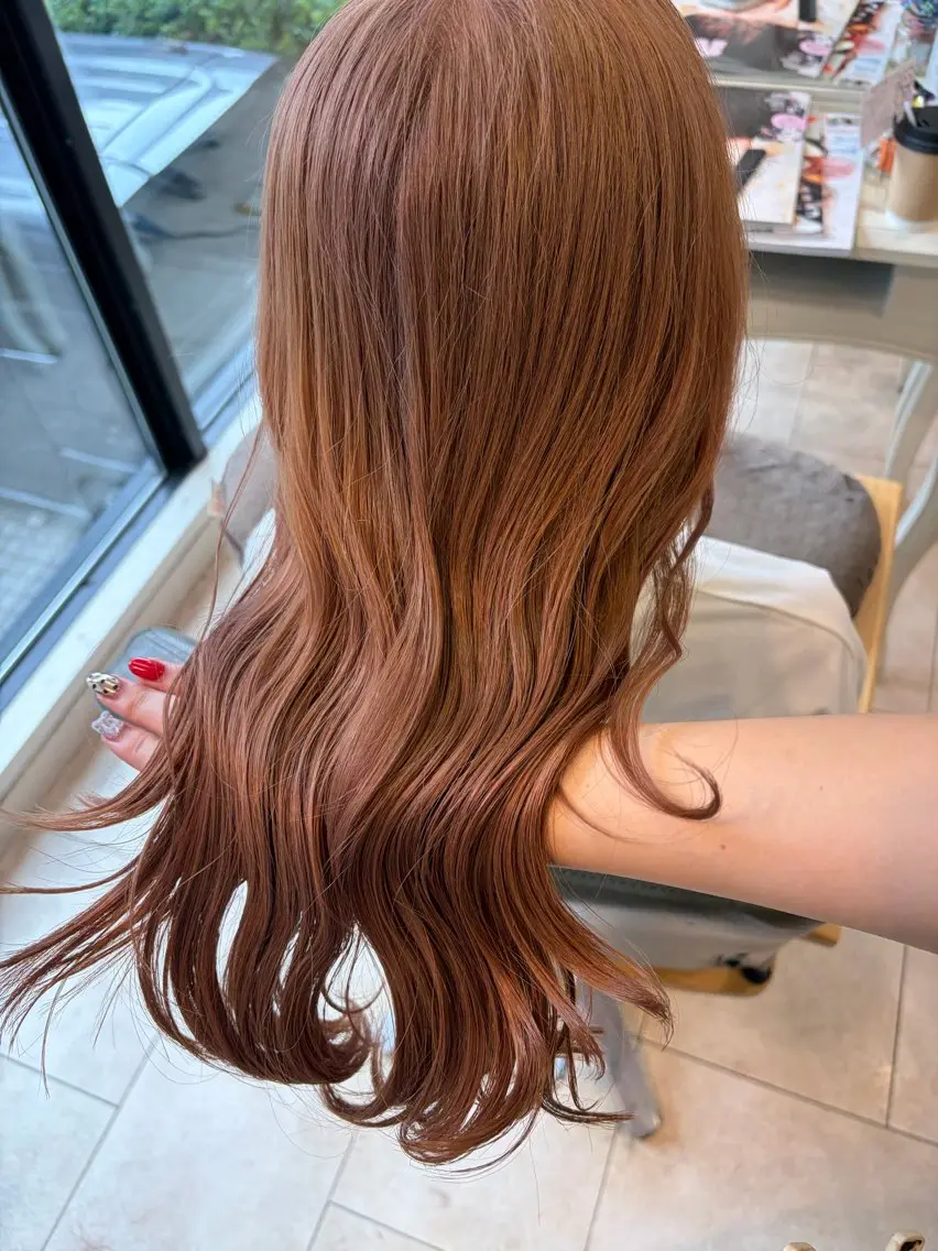 ロング カラー カット ヘアカラー 一目惚れ艶ハイトーン /艶カラー/しほのヘアスタイル