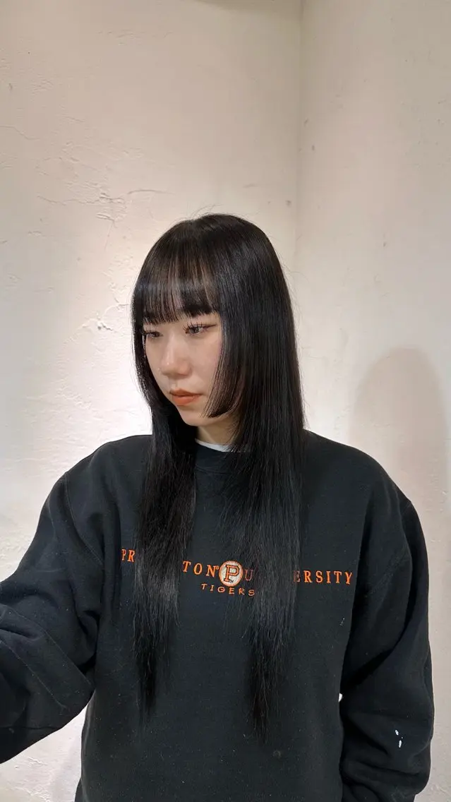 うる艶 縮毛矯正✨+前髪カット Aujuaクイックトリートメント付の写真