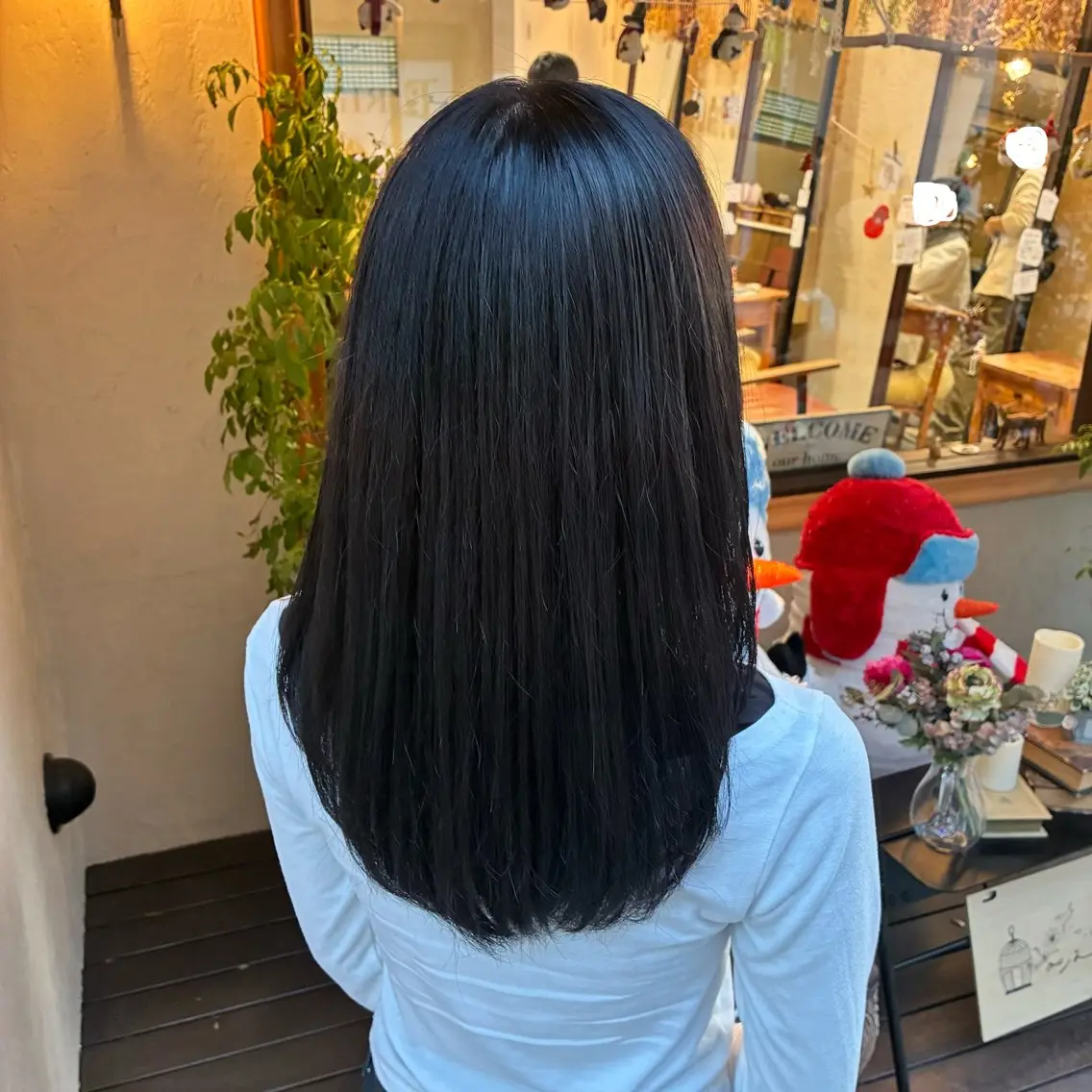 ロング カラー グレージュ 若林 美帆のヘアスタイル