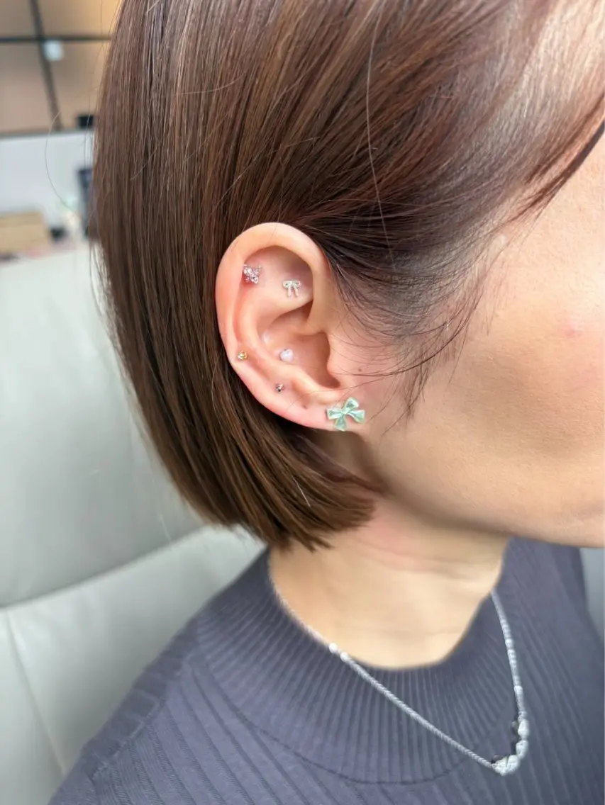 耳つぼジュエリー🌼12粒￥3900→3000、10粒¥3600→¥2500、8粒¥3300→¥2200の写真