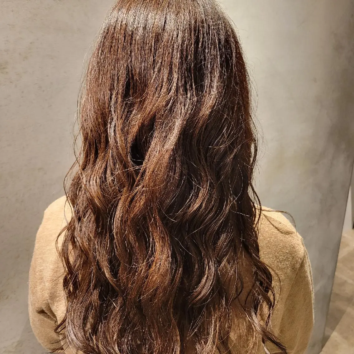 ロング 山口 そらのヘアスタイル