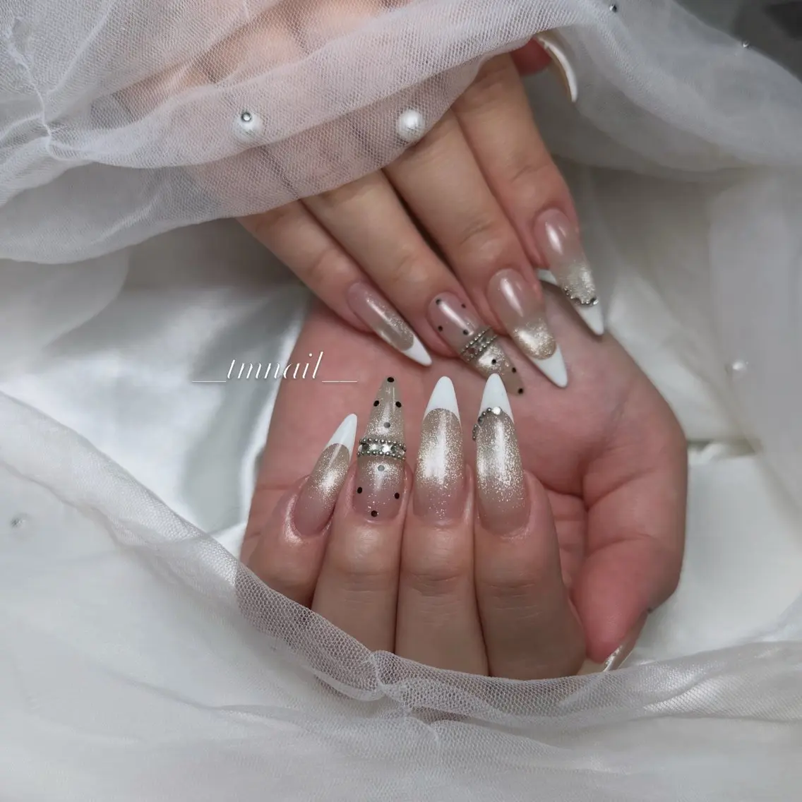 ロング 韓国風ヘア ハンドネイル 💅Tmnail Misoraのネイルデザイン