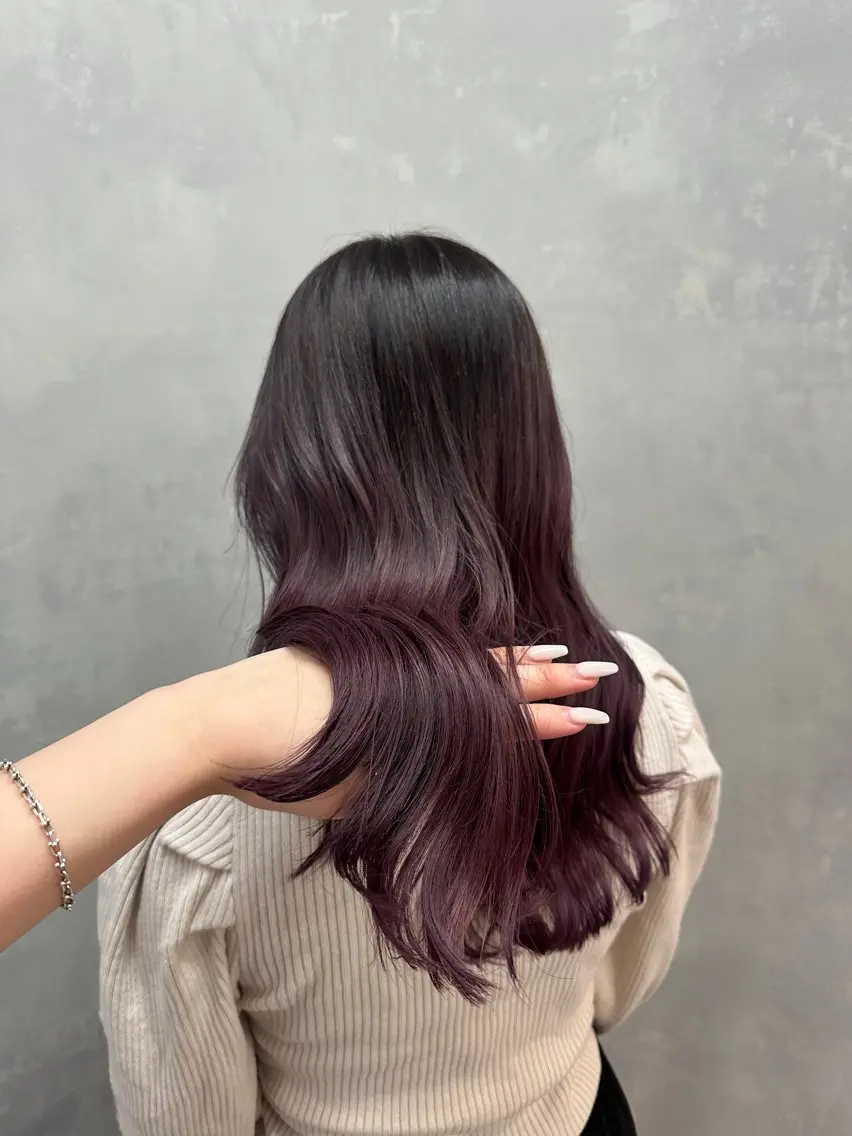 ロング ヘアカラー Suzuha 新宿のヘアスタイル