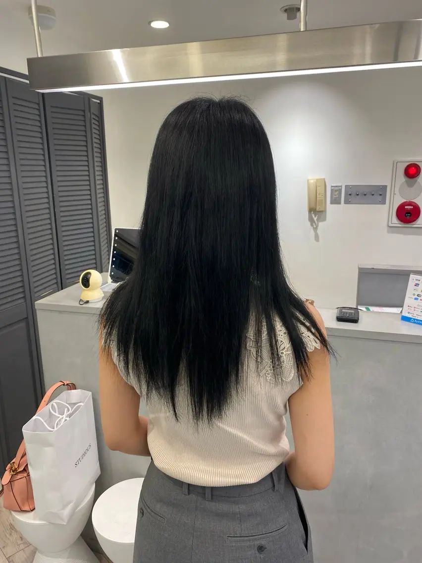 カラー 黒髪 ブルーカラー ブルーブラック 🎨ハイトーン ブリーチ✨RYUKIのヘアスタイル