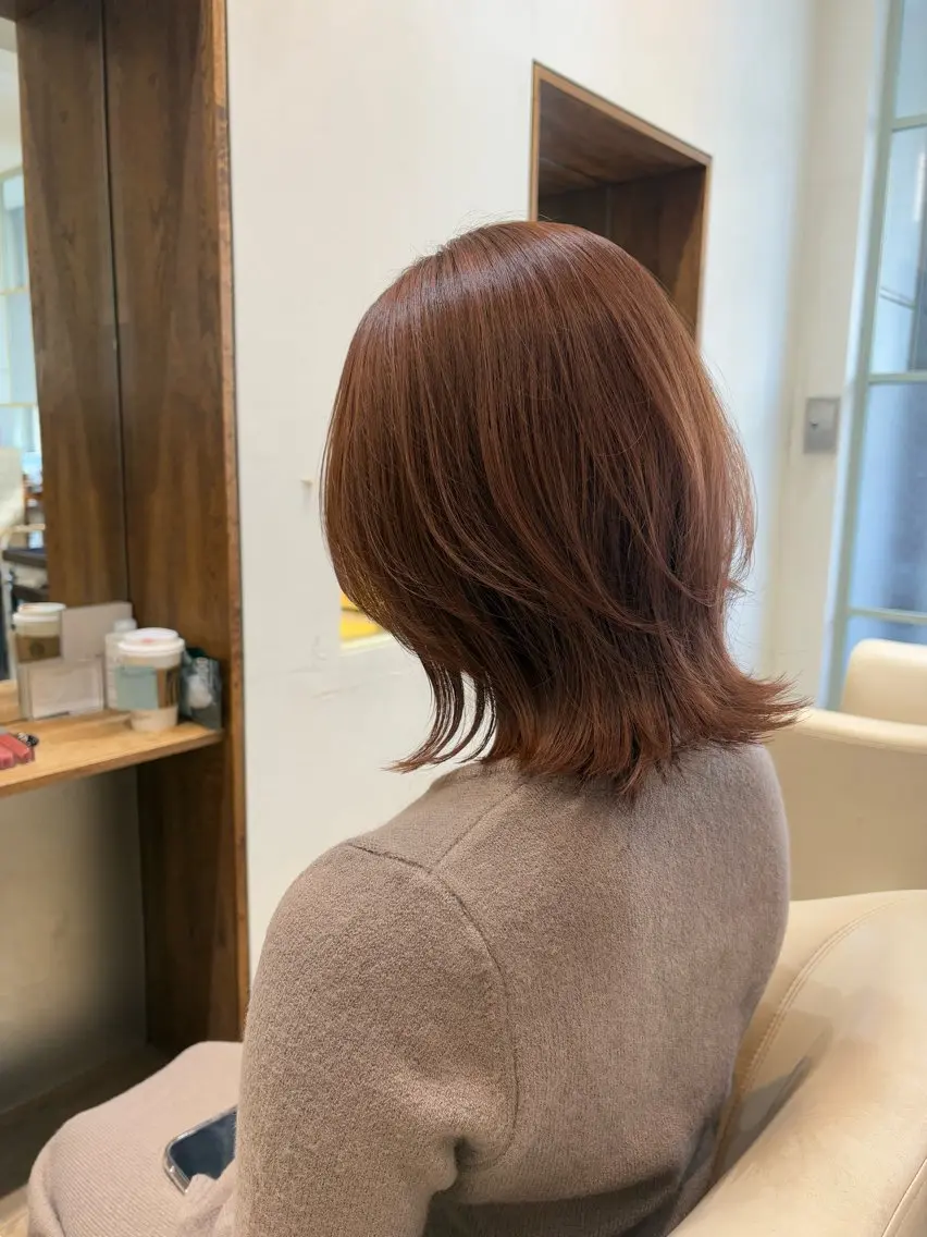 ミディアム カラー ベージュカラー ピンクカラー ピンクベージュ カット ヘアカラー トリートメント 鈴木 奈波のヘアスタイル