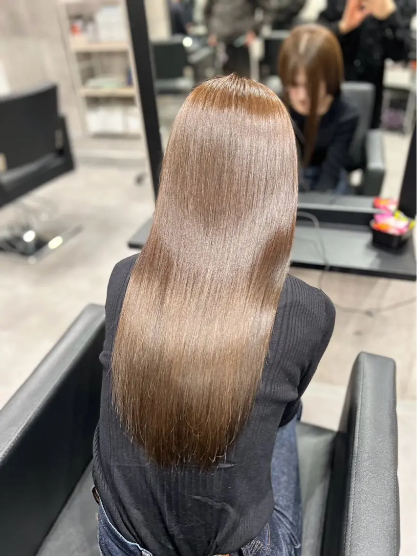 カラー 平尾 悠のヘアスタイル