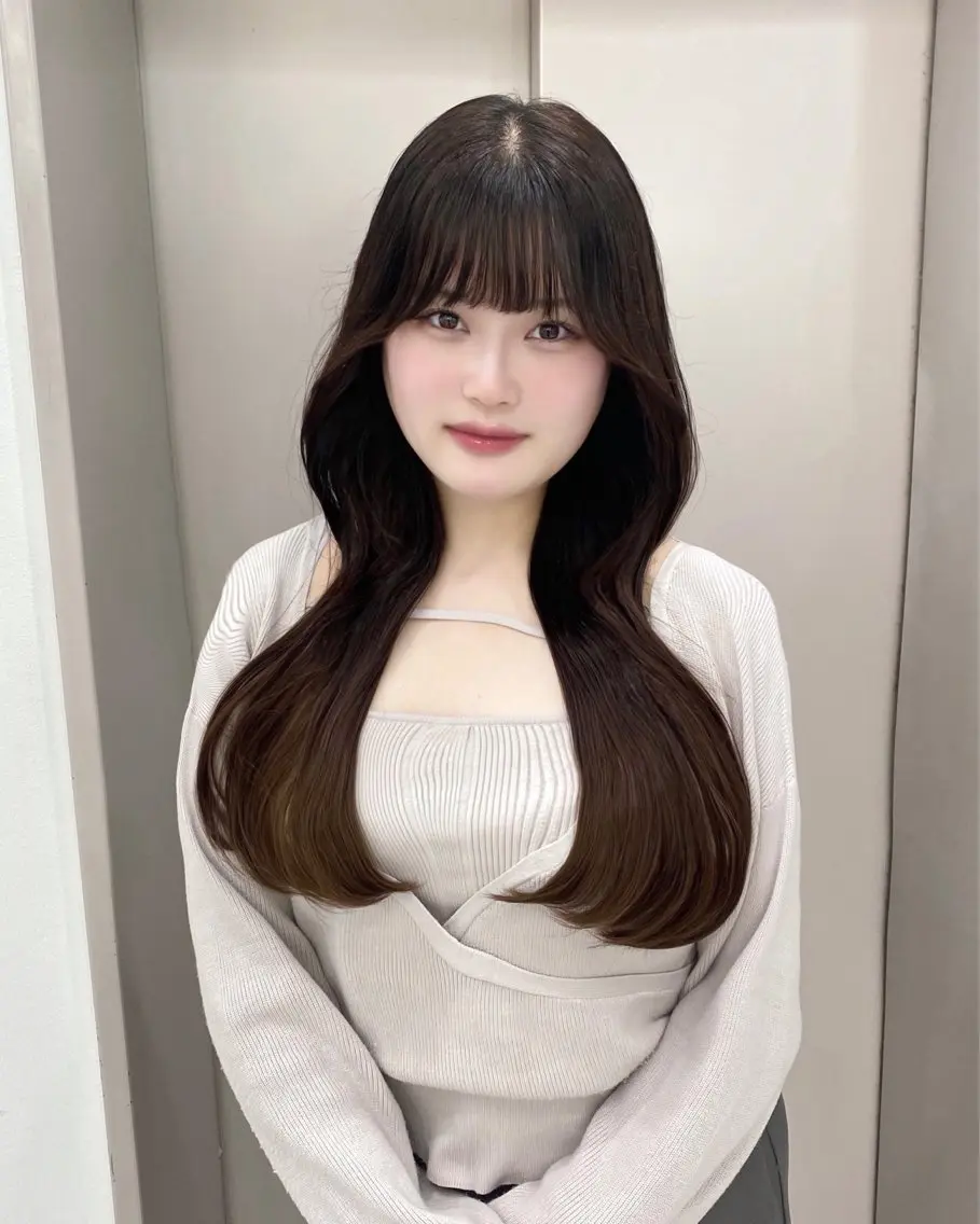 ロング カラー ヘアアレンジ 韓国ヘア🩶리나🤍 りぴのヘアスタイル