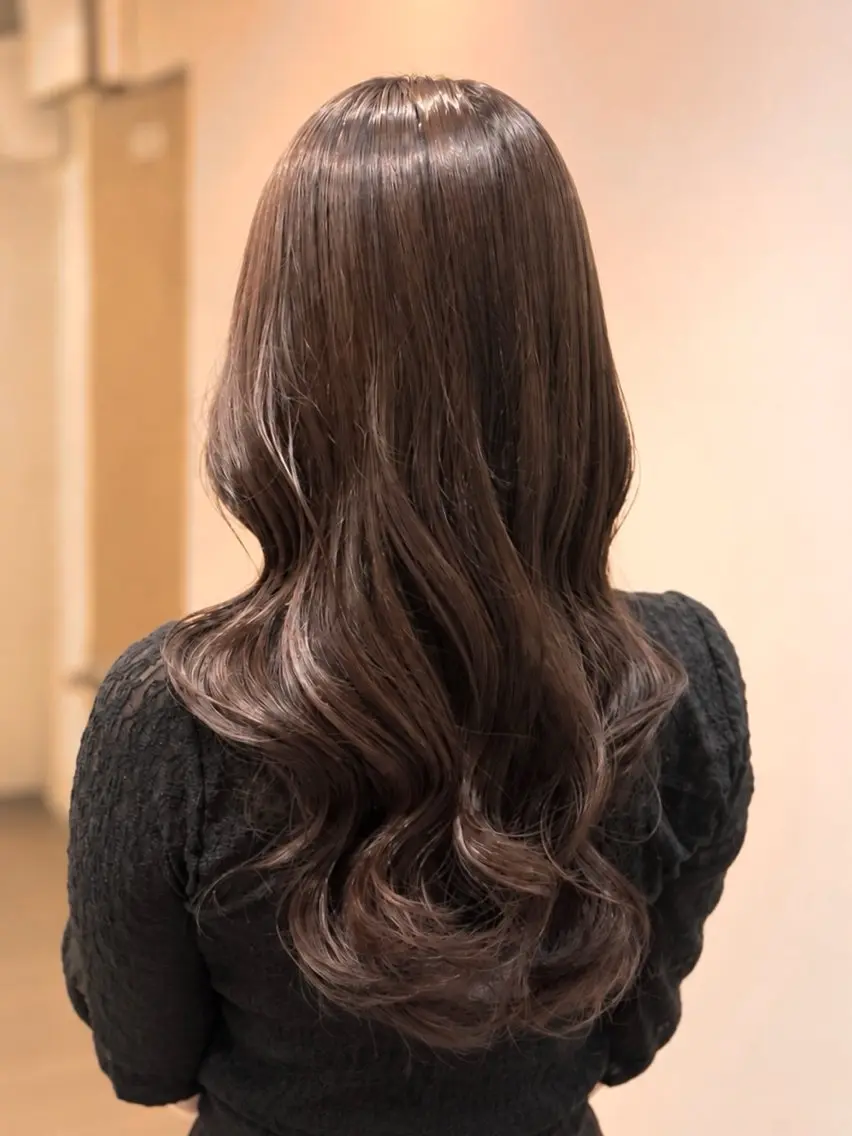 ロング カラー カット ヘアカラー 川口 夏歩のヘアスタイル