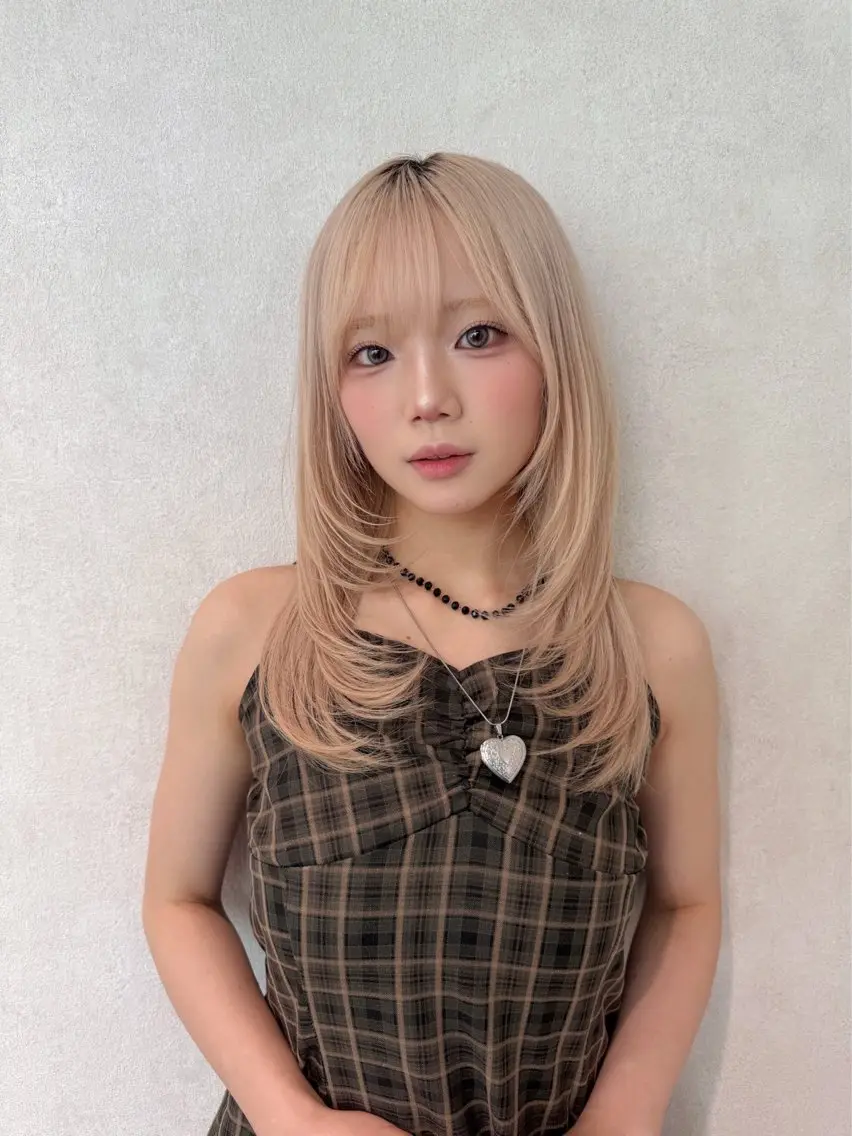 セミロング ヘアカラー 韓国レイヤー×透明感 カラー/山崎一輝のヘアスタイル