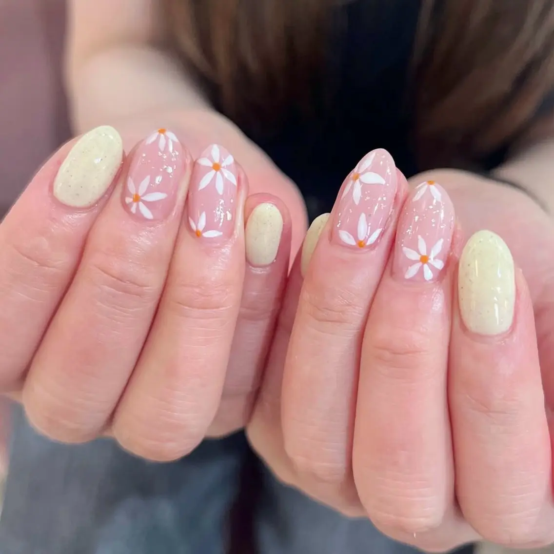 ネイル アートネイル フラワーネイル ジェルネイル シンプルネイル CLALA MIYUのネイルデザイン