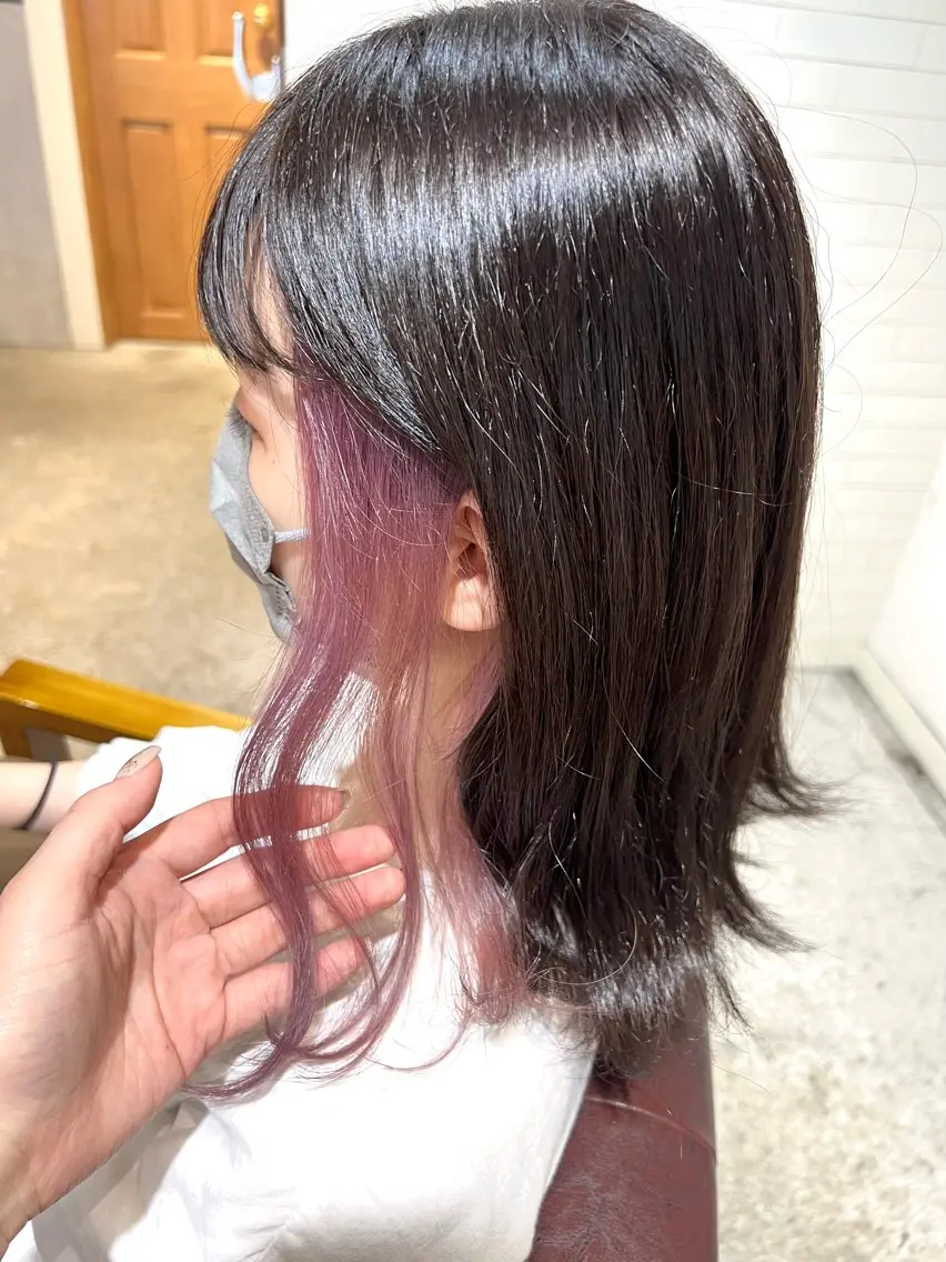 ミディアム カラー イヤリングカラー ピンクカラー ヘアカラー ニイムラ ミキのヘアスタイル