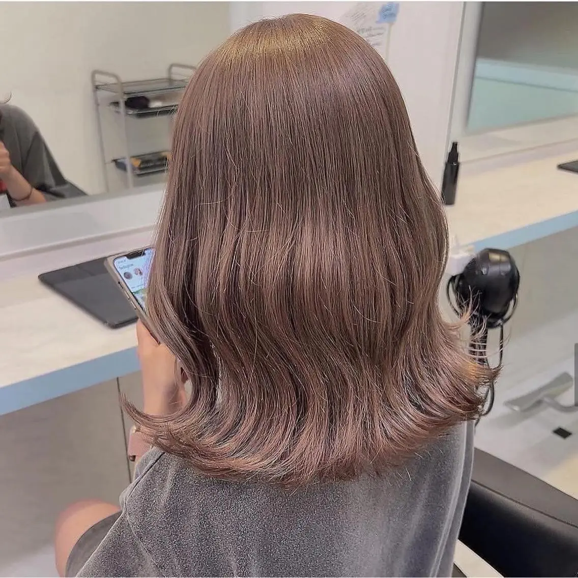 ミディアム カラー ヘアカラー トリートメント ヘッドスパ ヘアセット 🥞ベージュ系カラー 【すずきりほ】🥞のヘアスタイル