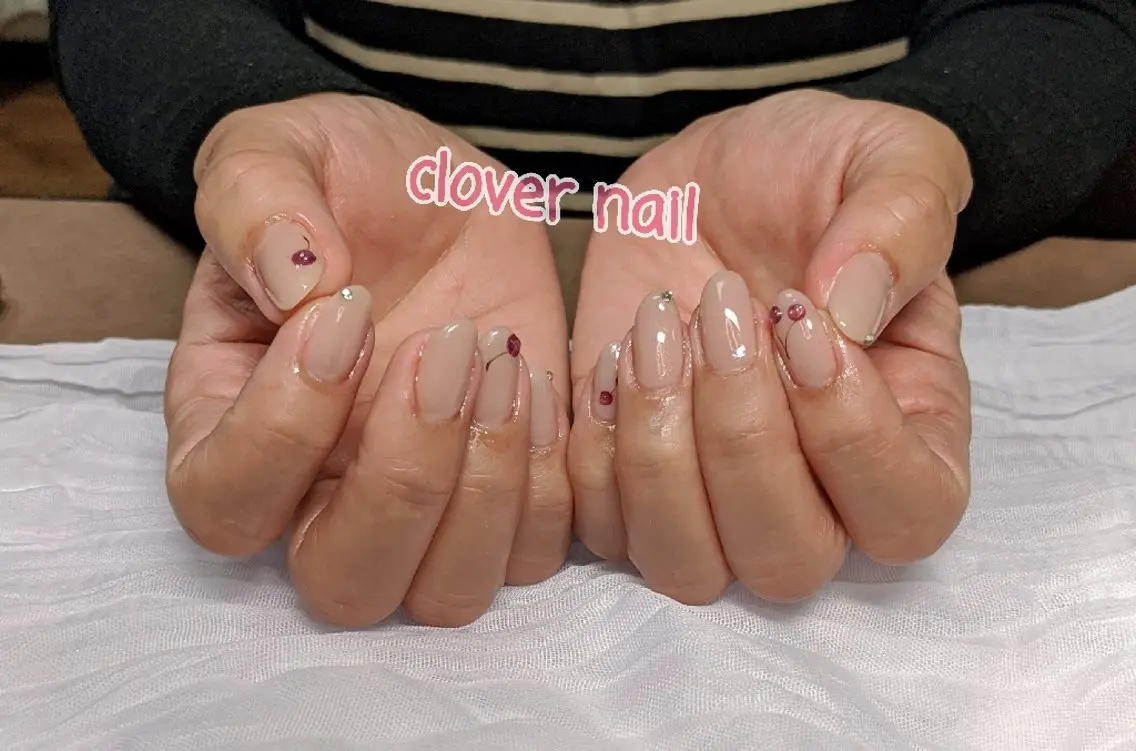 ネイル ハンドネイル clover nailのネイルデザイン