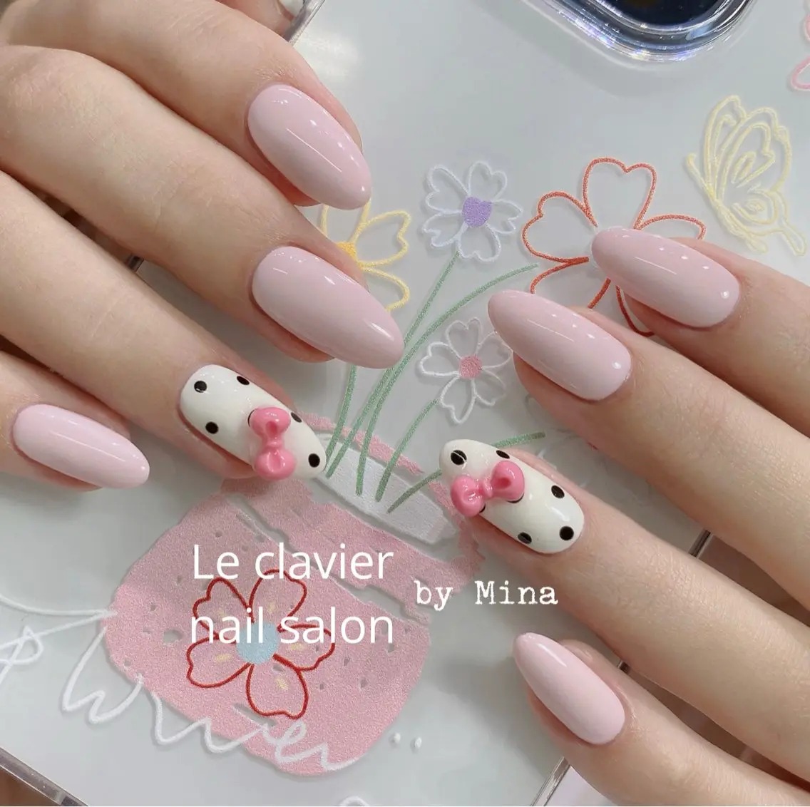 【初回オフ無料】 ２色Ok & ２本シンプルアート💅の写真
